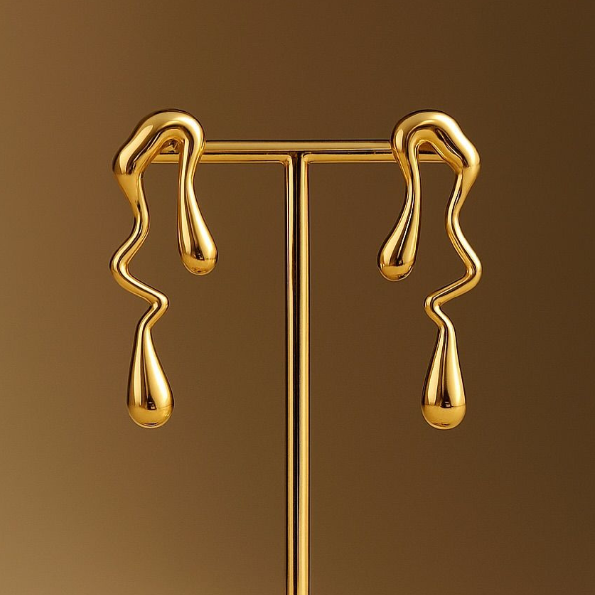 Elara Gold Earrings