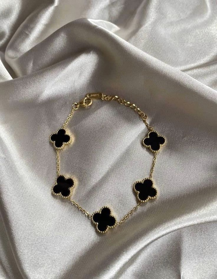 Clover Bracelet- Black