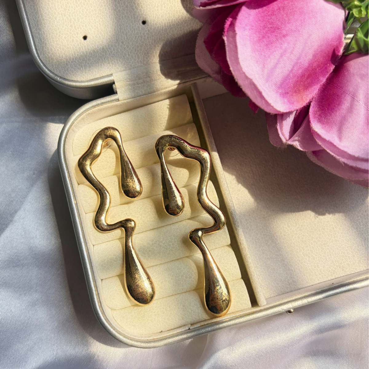 Main Character Oversized Earrings
