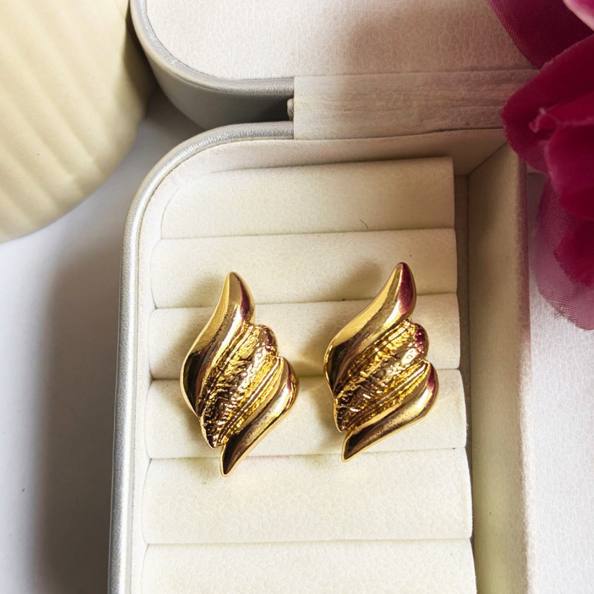 Vera Stud Earrings
